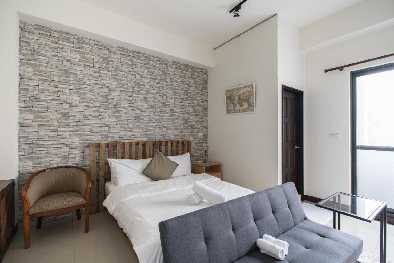 黑琵軼棧湖濱旅宿 K&B Happy Hostel Тайнань Экстерьер фото